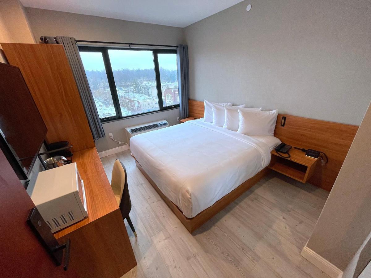 ניו יורק Liberty View Brooklyn Hotel מראה חיצוני תמונה