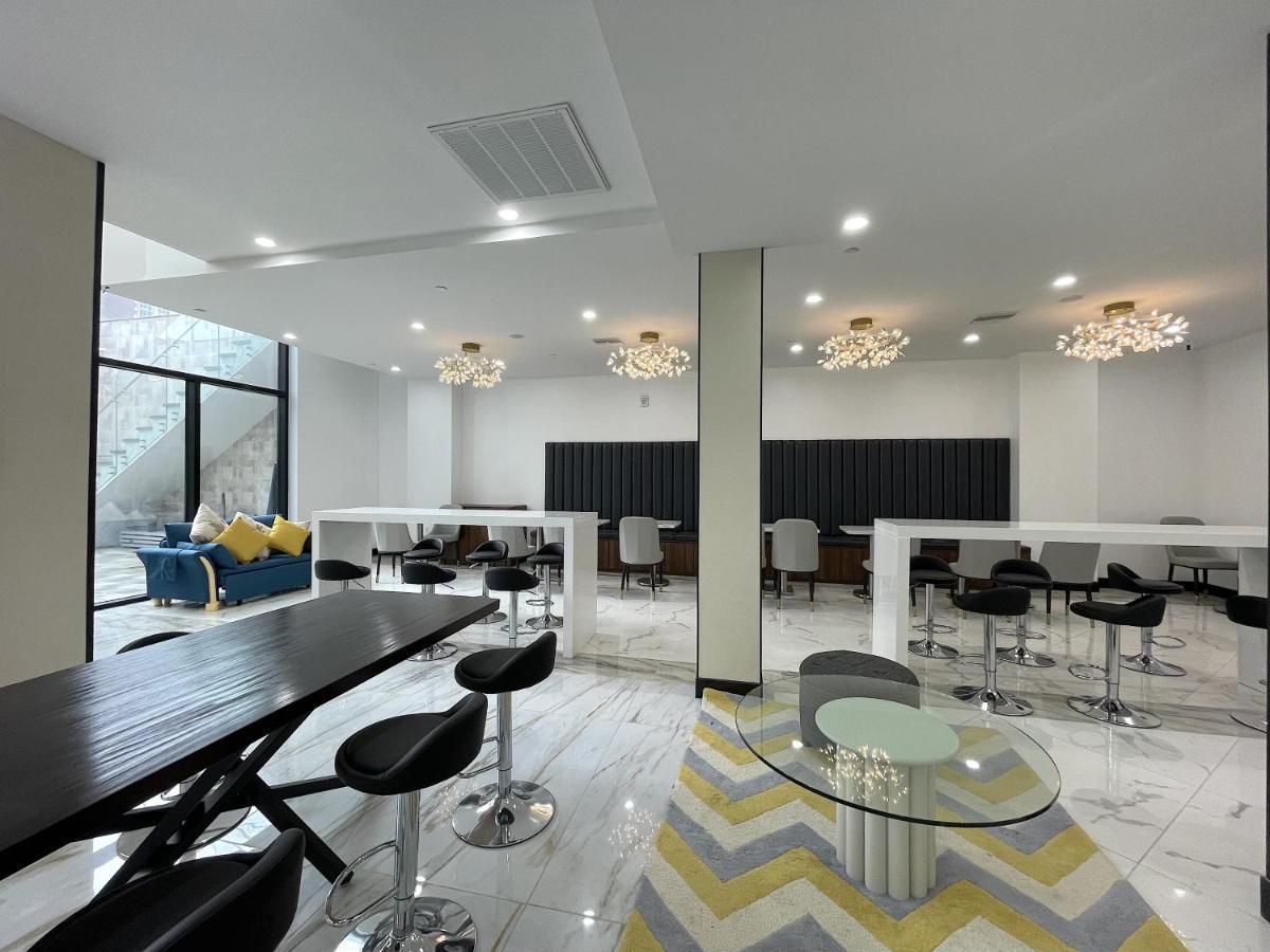 ניו יורק Liberty View Brooklyn Hotel מראה חיצוני תמונה