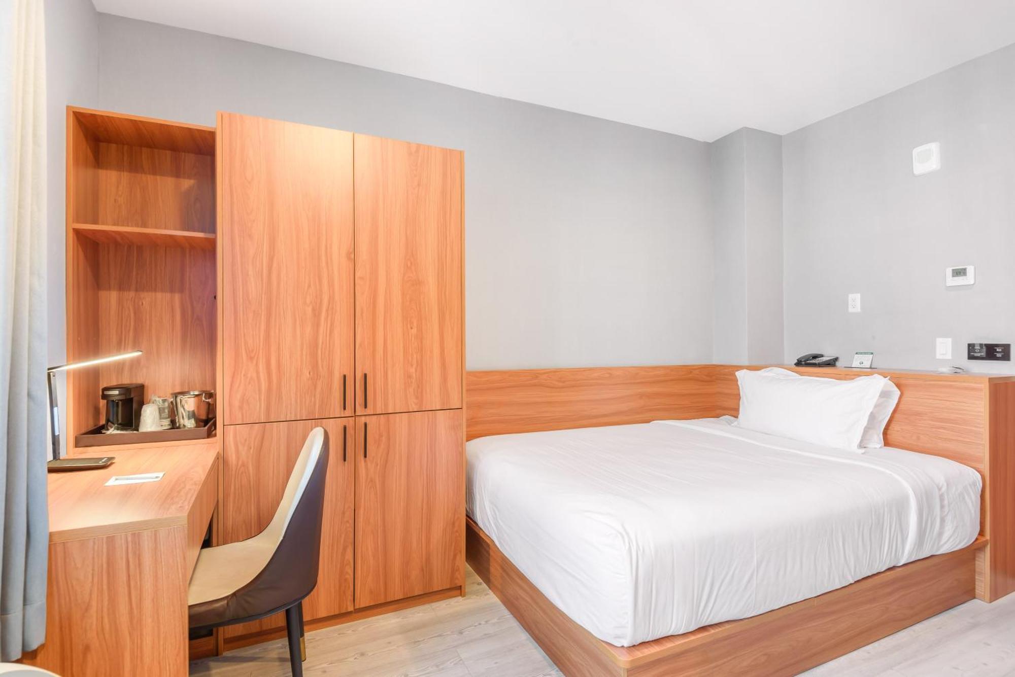 ניו יורק Liberty View Brooklyn Hotel מראה חיצוני תמונה